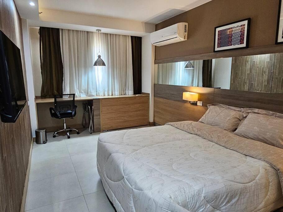 Premier Flat
